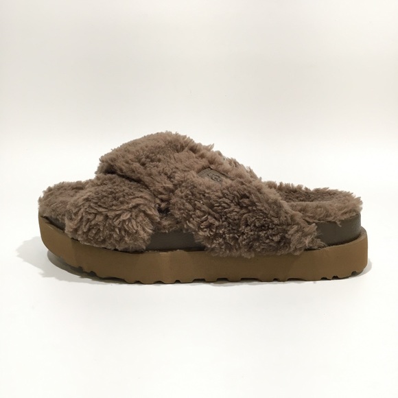 UGG Fuzz Sugar Cross Slide Women’s Sandals -Hickory Brown -US 11 -NEW - Picture 2 of 6